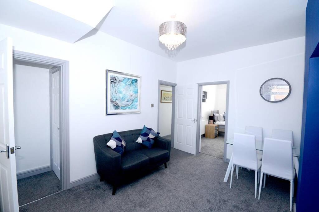 Renovated House Near Darlington Train Station. Vila Exterior foto